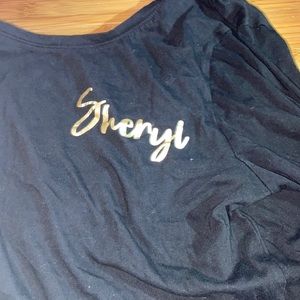 Color: black and the design gold brand: time and tru  size: L